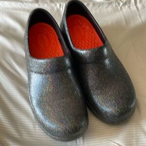 Crocs Slip Resistant Work Clogs, women’s 10